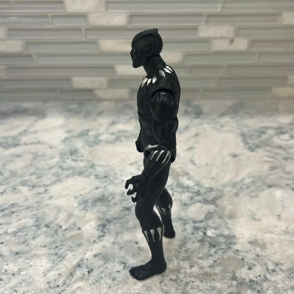 Marvel Legends Series Black Panther 6